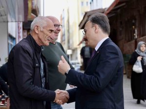 Vali Kızılkaya Vatandaşların Dertlerini Dinledi