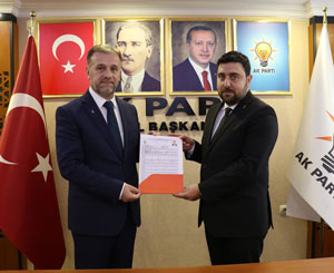 Doç. Dr. Kemal Şamlıoğlu, AK Parti Rize’de Aday Adaylığı Başvurusunu Yaptı