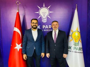 Ak Parti Skm Başkanlığına Servet Yılmaz Getirildi