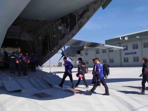 İ̇stanbul’dan 29 Afad Personeli Sel Felaketinin Yaşandığı İllere Doğru Yola Çıktı