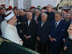 Binali Yıldırım’ın Annesi Fahriye Yıldırım Son Yolculuğuna Uğurlandı