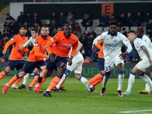 Uefa Avrupa Konferans Ligi: Medipol Başakşehir: 0 - Gent: 4 (İ̇lk Yarı)
