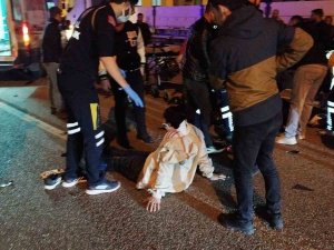 İ̇ki Motosiklet Kafa Kafaya Çarpıştı: 2 Yaralı