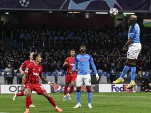 Napoli, Şampiyonlar Ligi’nde İlk Kez Çeyrek Finalde