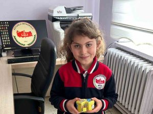 Ardahanlı Çocuklar Kumbaralarını Depremzede Akranlarına Bağışladı