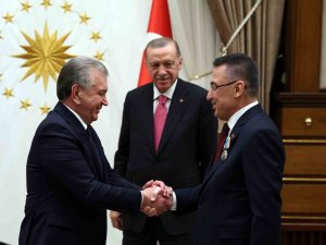 Cumhurbaşkanı Yardımcısı Oktay’a Özbekistan’dan Dostluk Nişanı