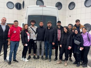 Muratpaşa’nın Gönüllü Kuaförleri Deprem Bölgesinde