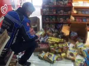 Kocaeli’de Son Kullanma Tarihi Geçmiş Çok Sayıda Ürün Ele Geçirildi