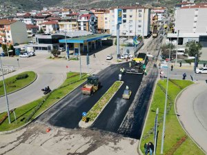 Mor Lale Sokak Baştan Sona Yenilendi