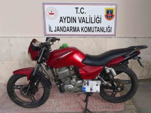 Motosiklet Hırsızları Jandarmaya Takıldı