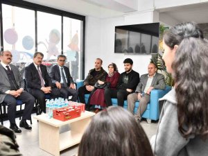 Depremzede Çocuklar İçin Resim Etkinliği Düzenlendi