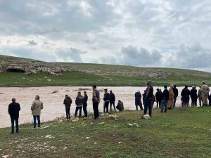 Kızıltepe’de Derede Kaybolan 11 Yaşındaki Çocuk Aranıyor