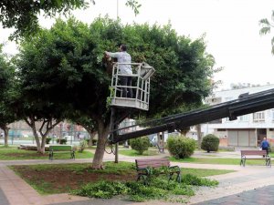 Akdeniz’de Park, Bahçe Ve Yeşil Alanlar Yenileniyor