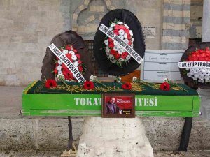 Tokat Gazeteciler Cemiyeti Başkanı İ̇ncesoyluer, Son Yolculuğuna Uğurlandı