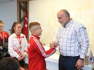 Canikli Sporcu Türkiye Şampiyonu