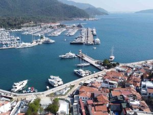 Marmaris’te Oteller Hazırlıklarını Yaparak Misafirlerini Beklemeye Başladı