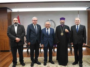 Patrik Sahak Iı’den Başkan Büyükkılıç’a Ziyaret