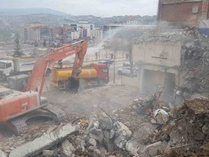 Depreme Dayanıksız Olan Polis Merkezi Binası Yıkıldı