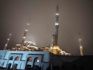 İ̇stanbul’da Akşam Saatlerinde Yoğun Sis Etkili Oldu