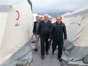 Başkan Pekmezci, Deprem Bölgesinde