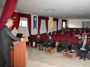 Denizli’de Deprem Travmasına Yaklaşımla İlgili Seminer Gerçekleştirildi