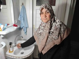 Evden Çıkmayan Kiracısının Elektrik Ve Su Aboneliğini İptal Ettirdi