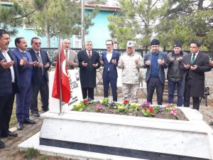 Altıntaş’ta Şehit Piyade Uzman Çavuş Yaşar Çakır Dualarla Anıldı