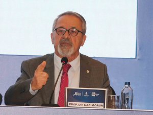 Prof. Dr. Naci Görür: "Adana’da İnsanların Sokakta Kalması İçin Bir Neden Yok"