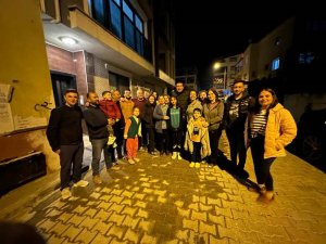 Kıbrıs Türkü Hollywood Yıldızından Depremzedelere Destek