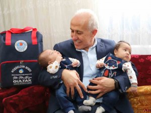 Akdeniz’de 5 Bin 352 Aileye ’Hoş Geldin Bebek’ Çantası Ulaştı