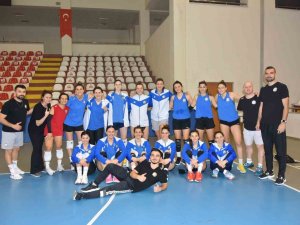 “Bizim Kızlar” Yarı Finaller İçin Hazırlanıyor