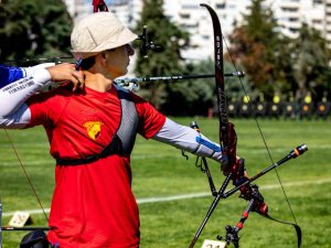 Milli Okçu Samet Ak Göztepe’de