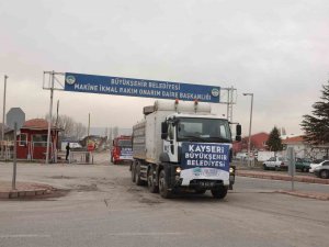 Kayseri’den Sel Bölgesine 11 Araç Uğurlandı