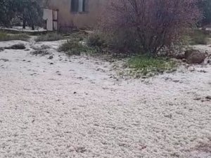 Silifke’yi Dolu Beyaza Bürüdü