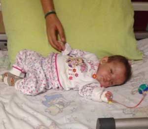 Rize'de İnanılmaz Olay Hasta Çocuğunu Hastaneye Bırakıp Kaçtı