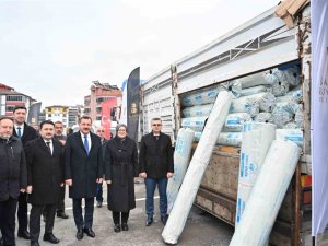 353 Üreticiye 5 Milyon Lira Değerinde Sera Örtüsü Dağıtıldı