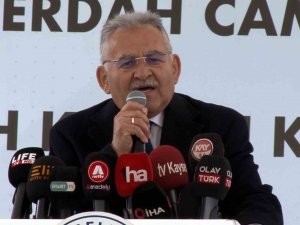 Başkan Büyükkılıç Kayserililere Seslendi: "Tedirgin Olmayın, Abartmayın"