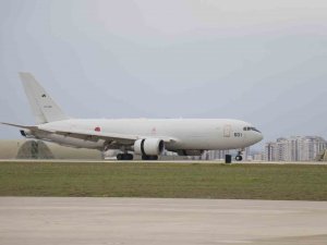 Yardım Malzemelerini Taşıyan Japon Uçağı Türkiye’ye Ulaştı