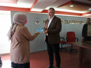 Kahta’da İhtiyaç Sahibi Ailelere Destek Sürüyor