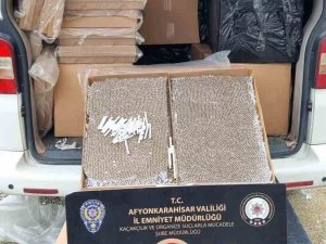 Afyonkarahisar’da Zehir Tacirleri Suçüstü Yakalandı