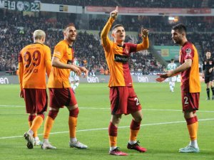 Spor Toto Süper Lig: Konyaspor: 0 - Galatasaray: 1 (İ̇lk Yarı)