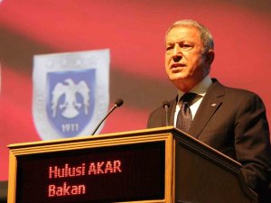 Bakan Akar: "Pkk/ypg Destekçileri, Teröristlere Helikopter Vererek Bir Kez Daha Suçüstü Yakalanmışlardır”