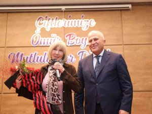 Ünlü Yazar Aydın’da Söyleşiye Katıldı