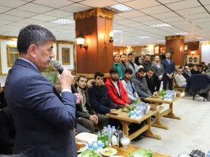 Yardımlaşma Kampanyasında Gönüllü Çalışanlara Teşekkür Belgesi Verildi
