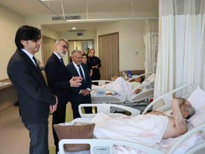 Büyükkılıç Ve Yıldız’dan Depremzedelere Ziyaret