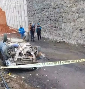 Trabzon'da devrilen otomobilin sürücüsü hayatını kaybetti