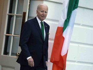 Biden, Ucm’nin Putin Hakkındaki Yakalama Kararını Haklı Buldu