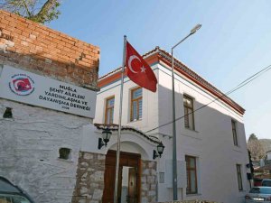 Zafer’in Yıldönümünde Yen Binasına Taşındılar