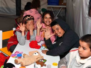 Şahutoğlu: "Çocukların Eğitimlerinden Uzak Kalmamaları Bizim İçin Önemli"