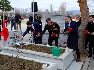 Erzincan’da 18 Mart Çanakkale Zaferi Ve Şehitler Anıldı